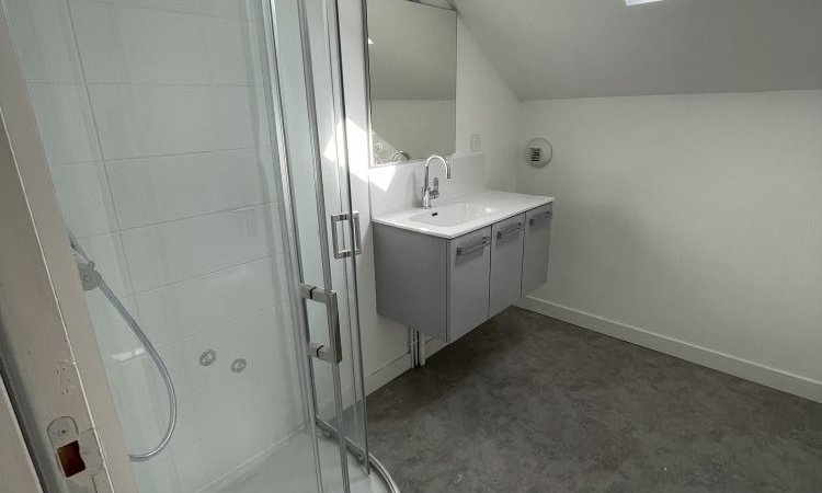 Travaux de rénovation de salle de bain à Clermont-Ferrand